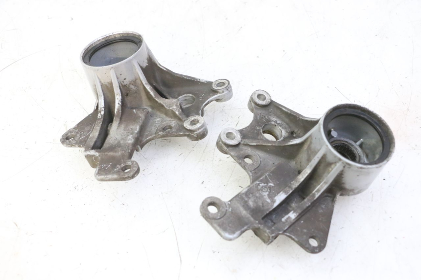 photo de VOORREMKLEMHOUDER PIAGGIO MP3 RL 250 (2006 - 2010) - Detail van het onderdeel