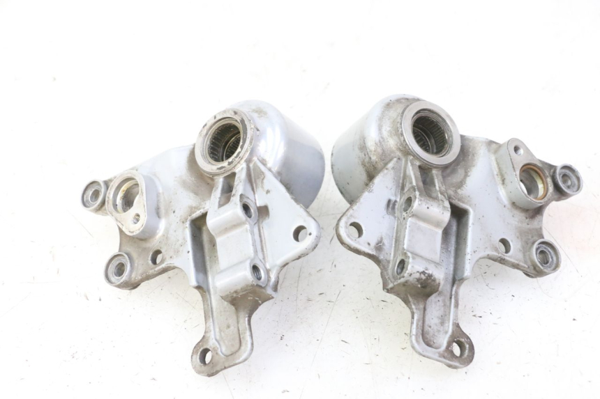 photo de VOORREMKLEMHOUDER PIAGGIO MP3 RL 250 (2006 - 2010) - Bevestigingspunten