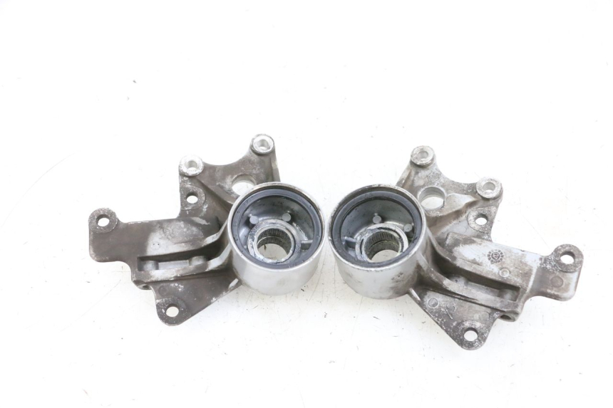 photo de VOORREM KLEMSTEUN PIAGGIO MP3 125 (2006 - 2014) - Bevestigingspunten