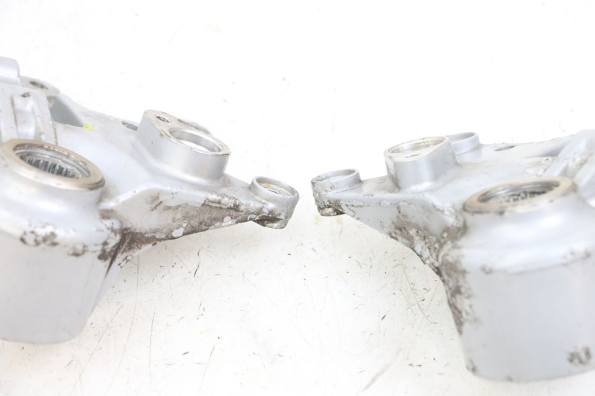 photo de VOORREMKLEMHOUDER PIAGGIO MP3 RL 250 (2006 - 2010) - Zoom op gebruiksstaat