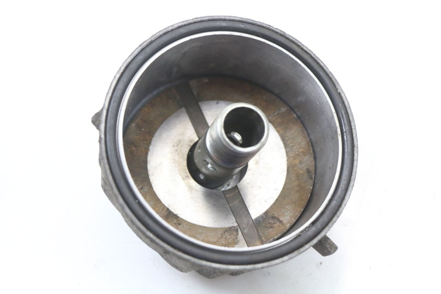 photo de OLIEFILTERHOUDER YAMAHA XJ F 900 (1983 - 1994) - Technische close-up