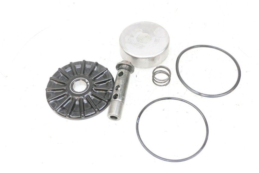 photo de OLIEFILTERHOUDER KAWASAKI ZR 7 750 (1999 - 2004) - Detail van het onderdeel