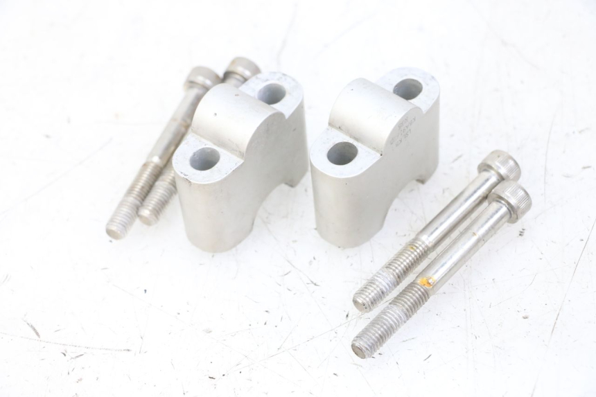 photo de STUURSTEUN HONDA NTV DEAUVILLE ABS 700 (2007 - 2016) - Detail van het onderdeel