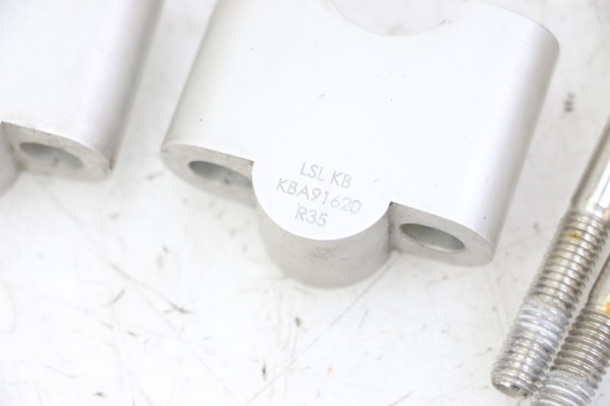 photo de STUURSTEUN HONDA NTV DEAUVILLE ABS 700 (2007 - 2016) - Technische close-up