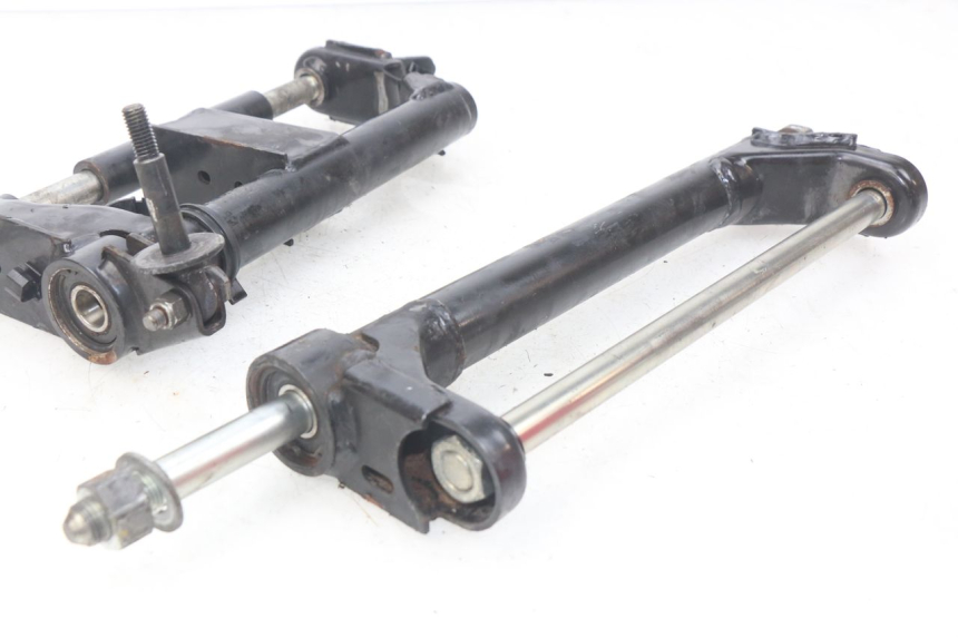 photo de MOTORENSTEUN PEUGEOT GEOPOLIS 400 (2007 - 2013) - Andere kijkhoek