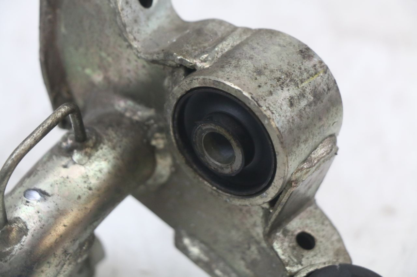 photo de MOTORENSTEUN HONDA PCX (JF28) 125 (2009 - 2011) - Bevestigingspunten