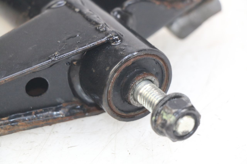 photo de MOTORENSTEUN PEUGEOT KISBEE 4T 50 (2018 - 2022) - Technische close-up