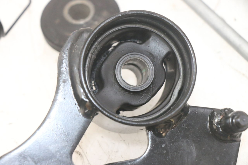 photo de MOTORENSTEUN PIAGGIO MP3 HPE 300 (2019 - 2026) - Gecontroleerd onderdeel