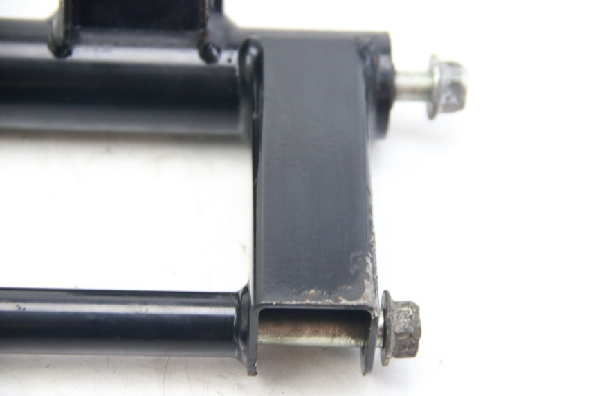 photo de MOTORENSTEUN SUZUKI SIXTEEN 125 (2008 - 2010) - Detailaanzicht