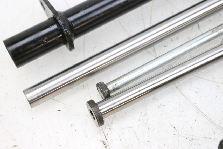 photo de MOTORENSTEUN PIAGGIO VESPA GTS SUPER IE 125 (2009 - 2016) - Productaanzicht