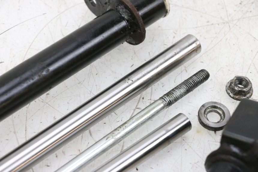 photo de MOTORENSTEUN PIAGGIO VESPA GTS SUPER IE 125 (2009 - 2016) - Markeringen en referenties