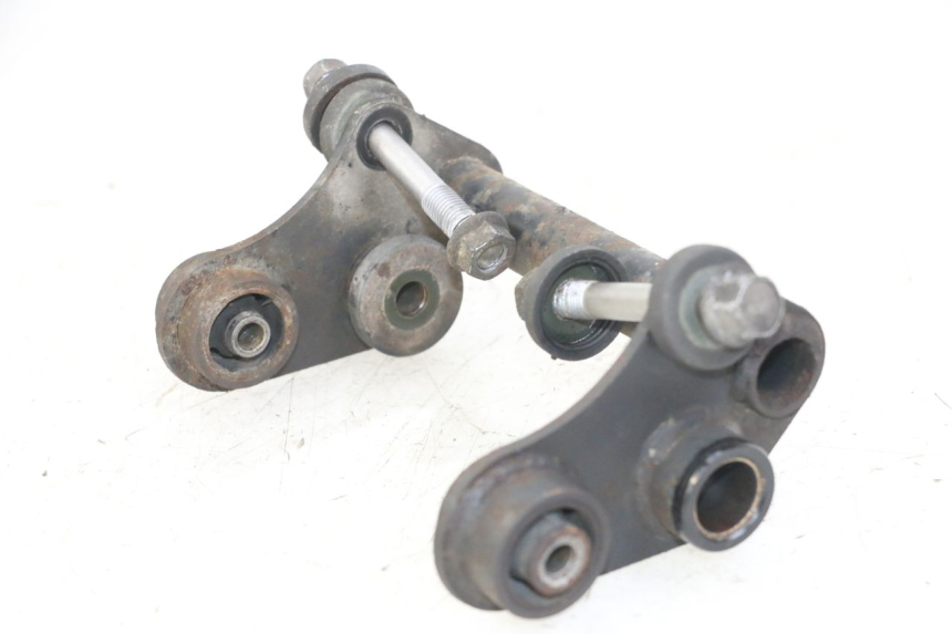 photo de MOTORENSTEUN YAMAHA FZS FAZER 600 (2001 - 2003) - Bevestigingspunten