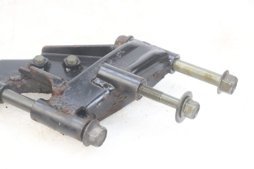 photo de MOTORENSTEUN YAMAHA YP MAJESTY 400 (2004 - 2008) - Bevestigingspunten