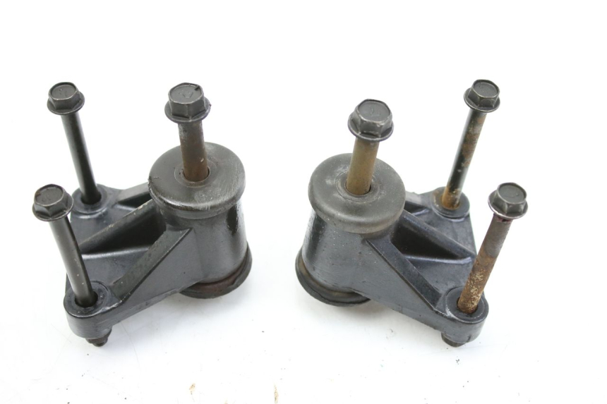 photo de MOTORENSTEUN KAWASAKI ZEPHYR 1100 ( - 1995) - Detail van het onderdeel