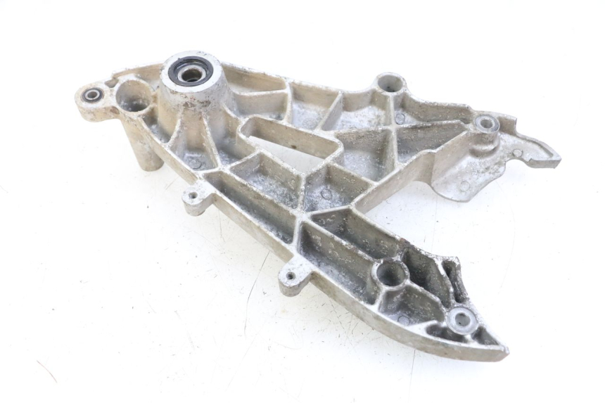 photo de UITLAATSTEUN YAMAHA CYGNUS X 125 (2004 - 2007) - Detail van het onderdeel