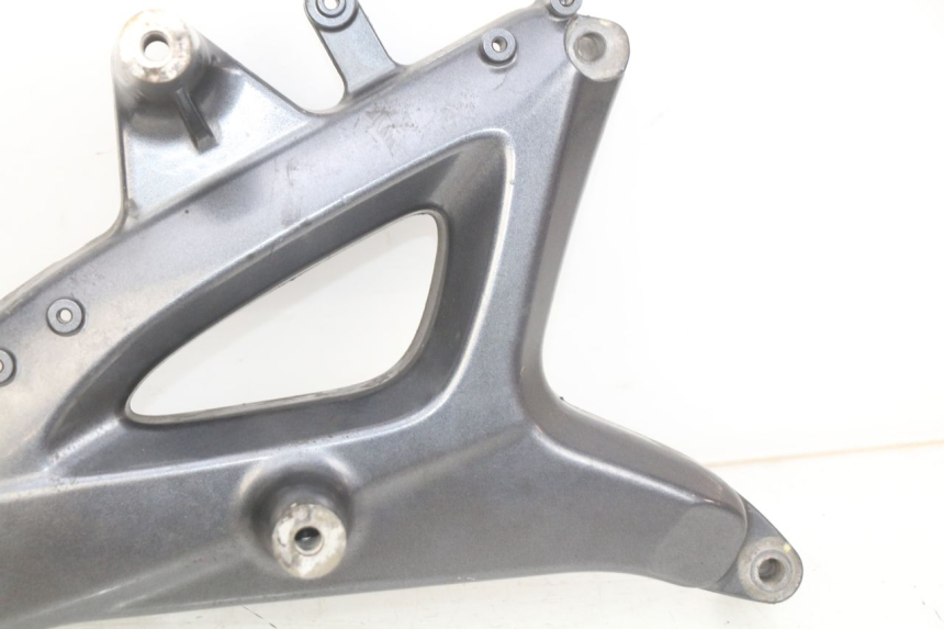 photo de UITLAATSTEUN KYMCO DOWNTOWN ABS 125 (2015 - 2017) - Andere kijkhoek