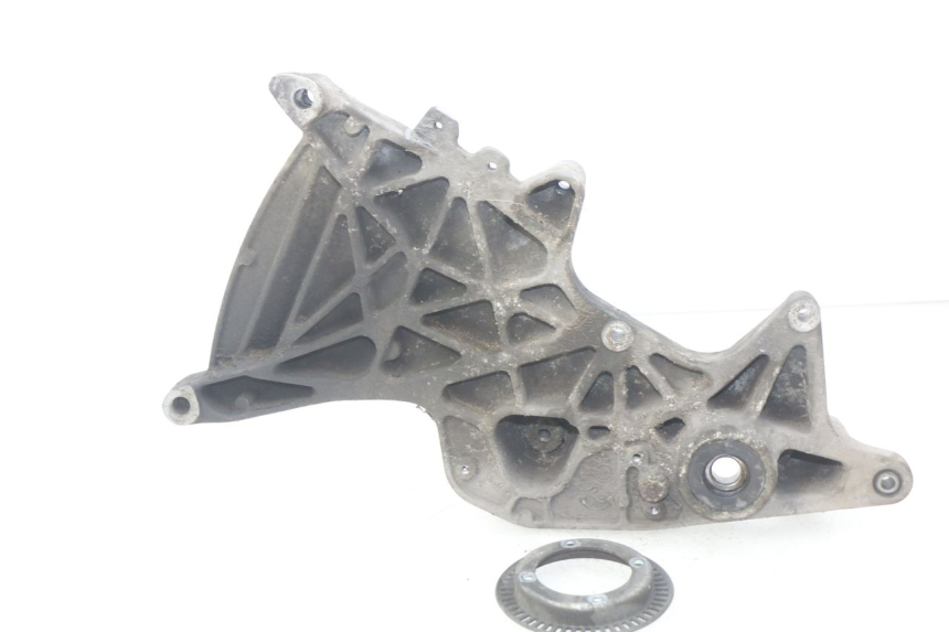 photo de UITLAATSTEUN HONDA FES S-WING SWING ABS 125 (2007 - 2015) - Detail van het onderdeel