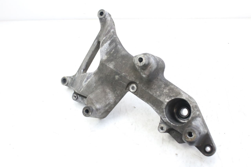 photo de UITLAATSTEUN HONDA FES S-WING SWING ABS 125 (2007 - 2015) - Bevestigingspunten