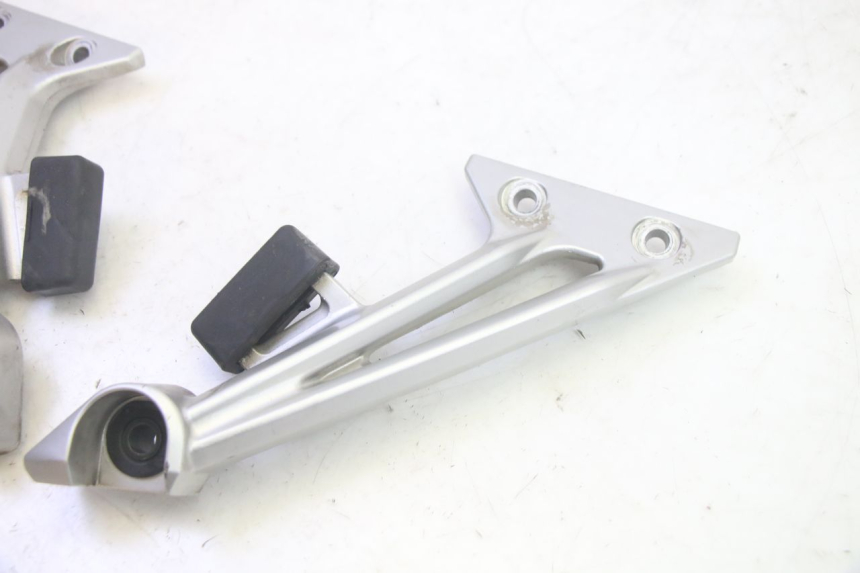 photo de UITLAATSTEUN YAMAHA FJR ABS 1300 (2006 - 2012) - Zoom op gebruiksstaat