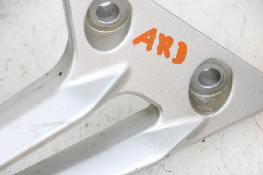 photo de UITLAATSTEUN YAMAHA FJR ABS 1300 (2006 - 2012) - Technische close-up