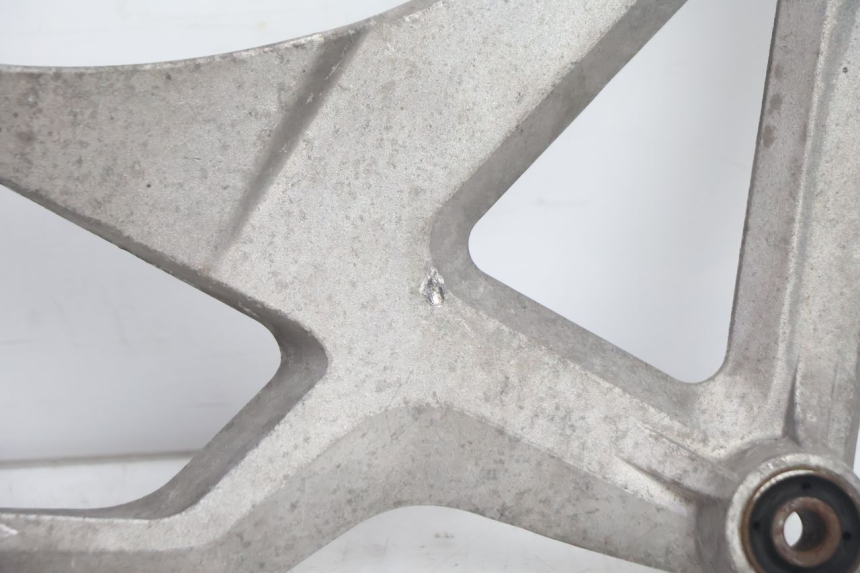 photo de BEKERHOUDER GILERA GP 800 (2007 - 2013) - Detail van het onderdeel