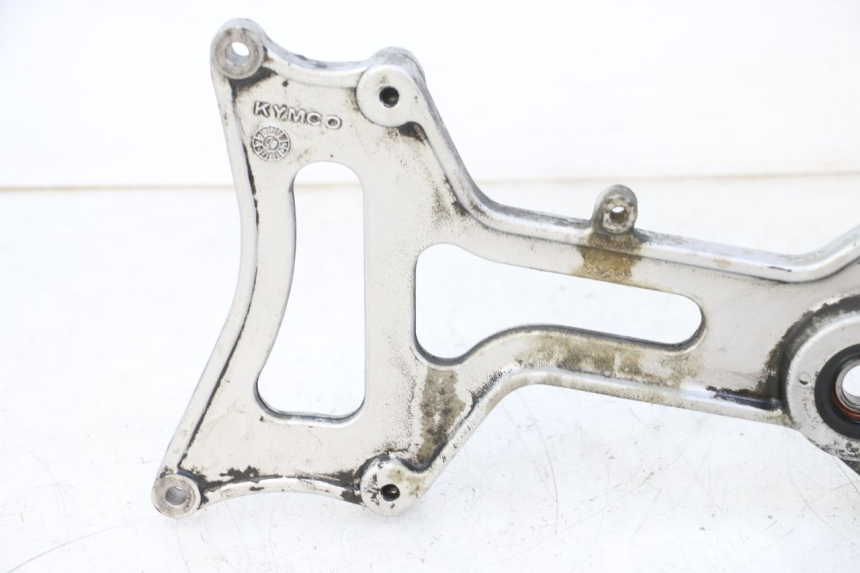 photo de UITLAATSTEUN KYMCO GRAND DINK 125 (2002 - 2007) - Technische close-up