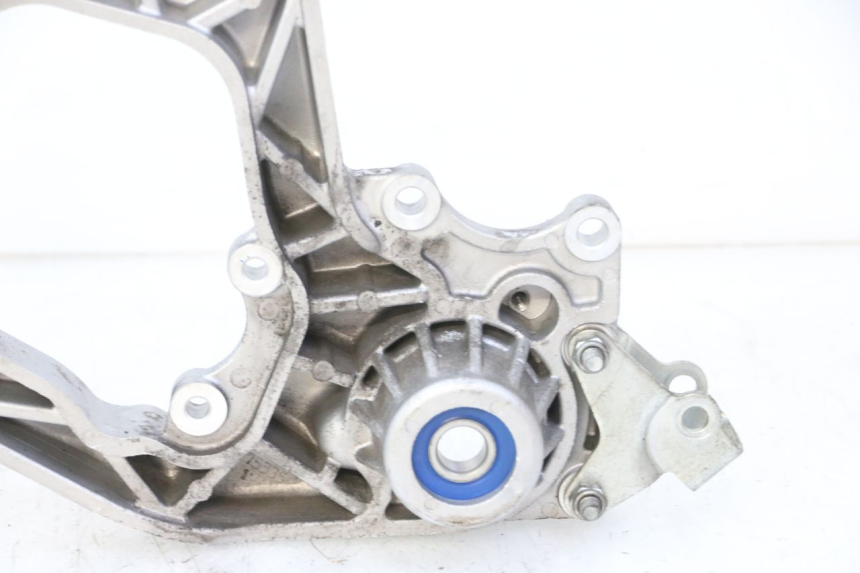 photo de UITLAATSTEUN PIAGGIO MP3 HPE 310 (2024 - 2025) - Zoom op gebruiksstaat