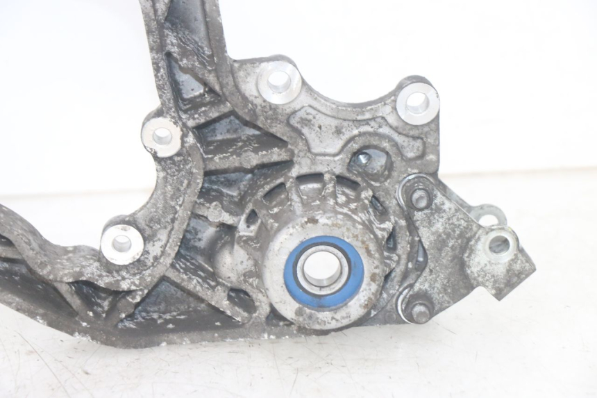 photo de UITLAATSTEUN PIAGGIO MP3 HPE 300 (2019 - 2026) - Technische close-up