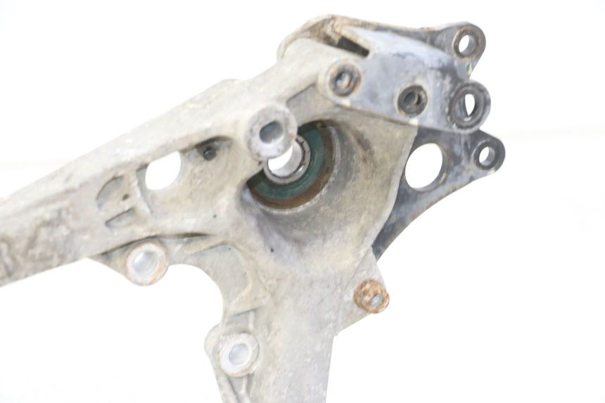 photo de UITLAATSTEUN PIAGGIO MP3 RL 250 (2006 - 2010) - Detail van het onderdeel