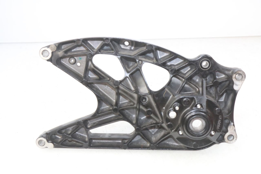 photo de UITLAATSTEUN YAMAHA N-MAX NMAX 125 (2017 - 2020) - Detail van het onderdeel