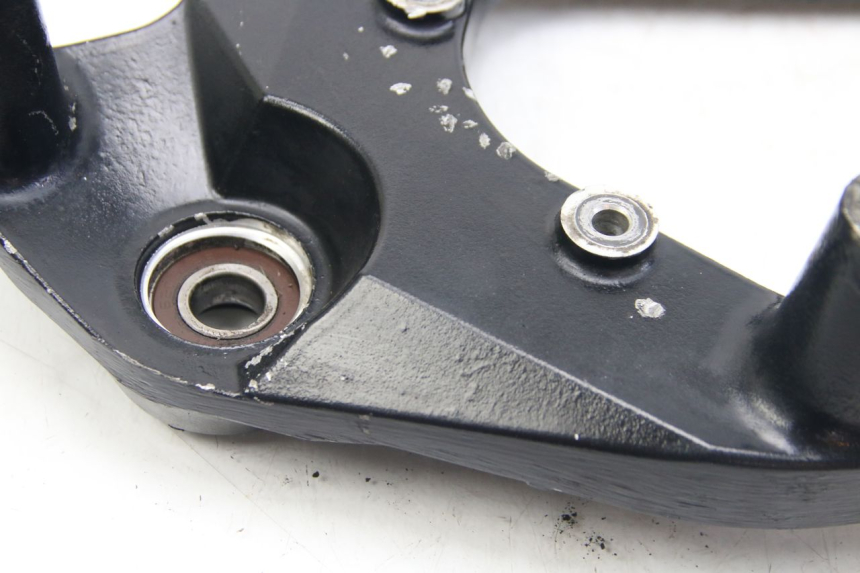 photo de UITLAATSTEUN SUZUKI SIXTEEN 125 (2008 - 2010) - Focus op structuur