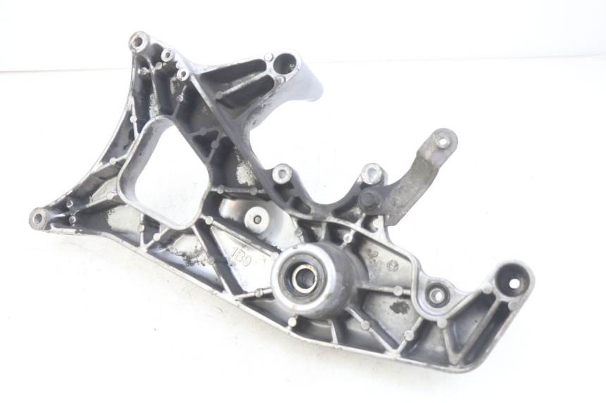 photo de UITLAATSTEUN YAMAHA XMAX X-MAX 125 (2006 - 2009) - Detail van het onderdeel