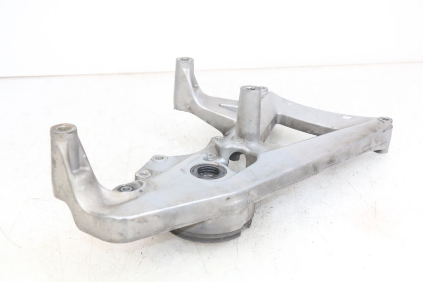 photo de UITLAATSTEUN YAMAHA X-MAX XMAX 125 (2010 - 2013) - Detail van het onderdeel