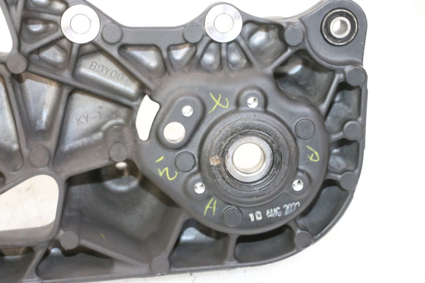 photo de UITLAATSTEUN YAMAHA XMAX X-MAX 125 (2021 - 2025) - Detail van het onderdeel