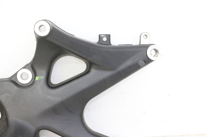 photo de UITLAATSTEUN YAMAHA XMAX X-MAX 125 (2021 - 2025) - Technische close-up