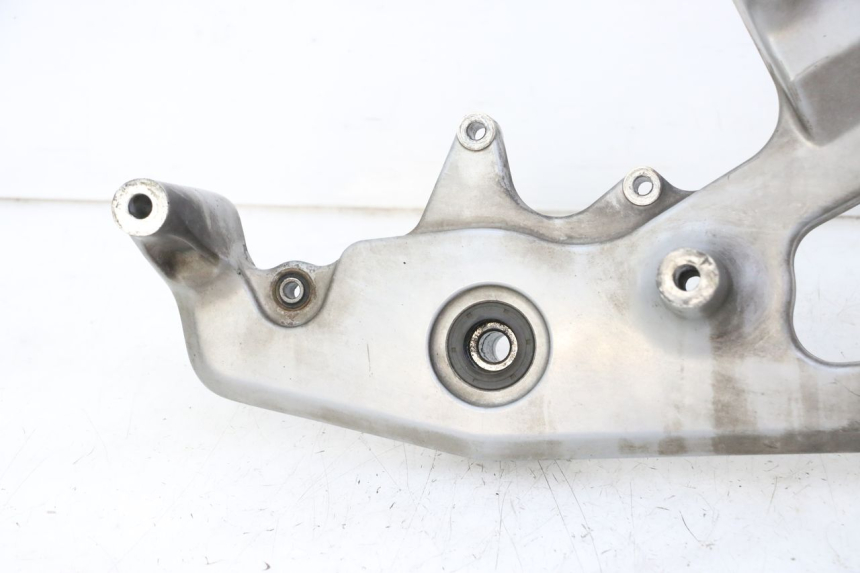 photo de UITLAATSTEUN YAMAHA X-MAX XMAX 125 (2010 - 2013) - Bevestigingspunten