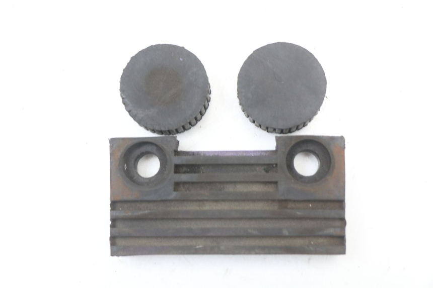 photo de TANKSTEUN SUZUKI GN 125 (1997 - 2000) - Detail van het onderdeel