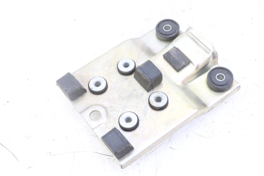 photo de TANKSTEUN SUZUKI GSX F GSXF 650 (2007 - 2015) - Technische close-up