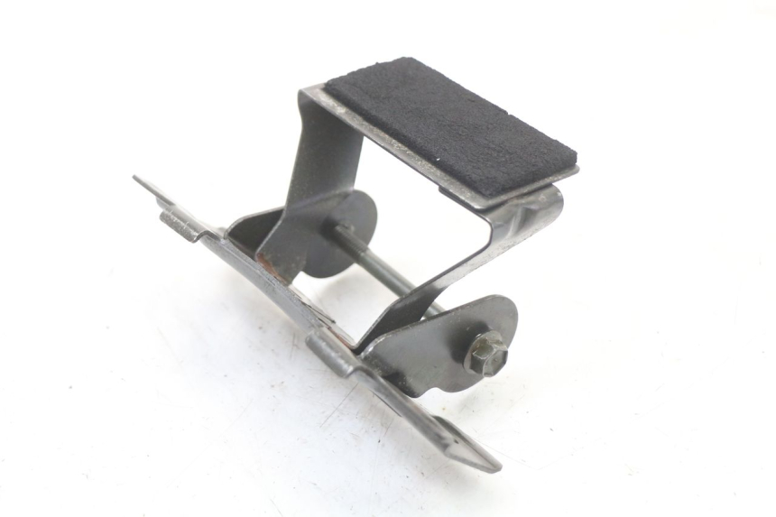 photo de TANKSTEUN SUZUKI SV S 650 (1999 - 2002) - Detail van het onderdeel