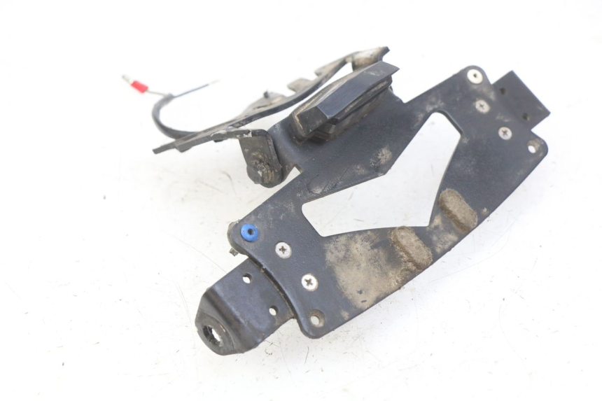 photo de PLAATHOUDER HONDA CB R 1000 (2018 - 2023) - Technische close-up