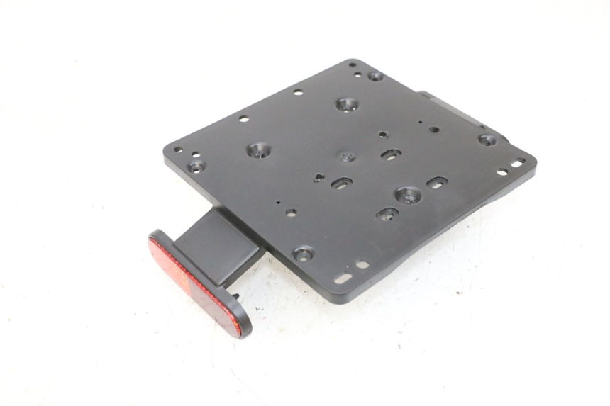 photo de PLAATHOUDER PIAGGIO MP3 HPE 300 (2019 - 2026) - Andere kijkhoek