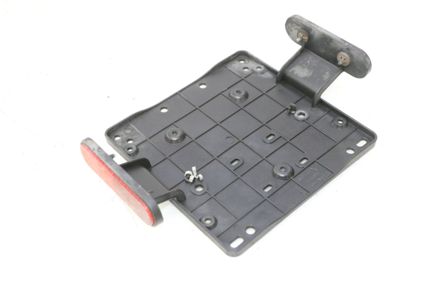 photo de NUMMERPLAATHOUDER PIAGGIO MP3 500 (2016 - 2018) - Zoom op gebruiksstaat
