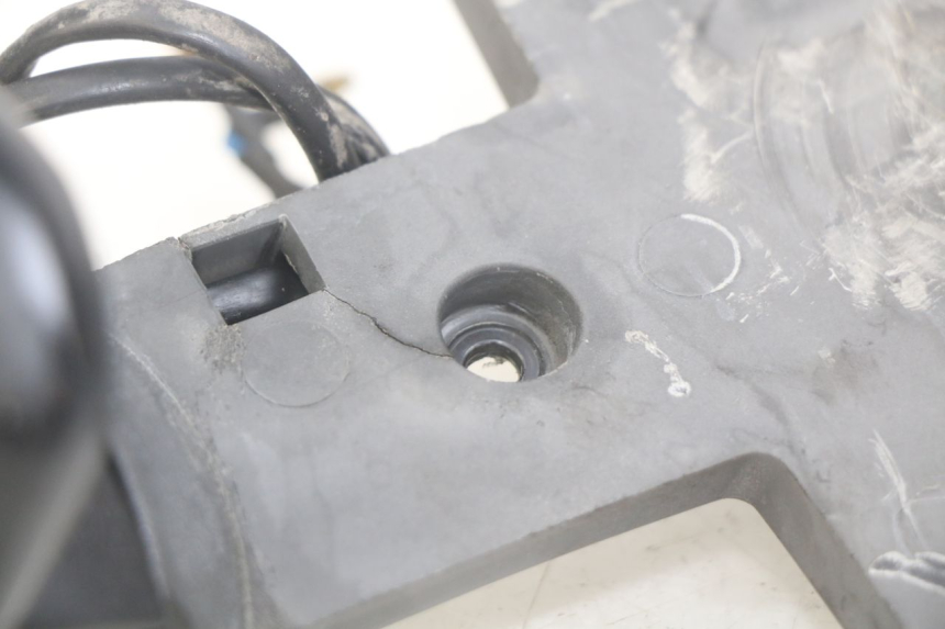 photo de PLAATHOUDER APRILIA SCARABEO LIGHT 125 (2007 - 2011) - Overzicht