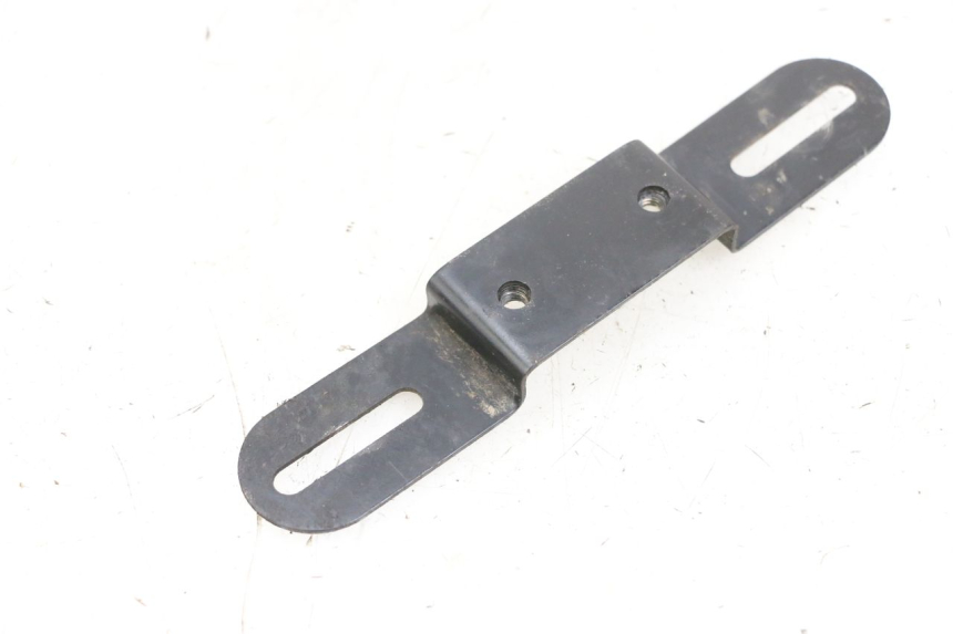 photo de PLAATHOUDER KAWASAKI ZR 7 750 (1999 - 2004) - Detail van het onderdeel