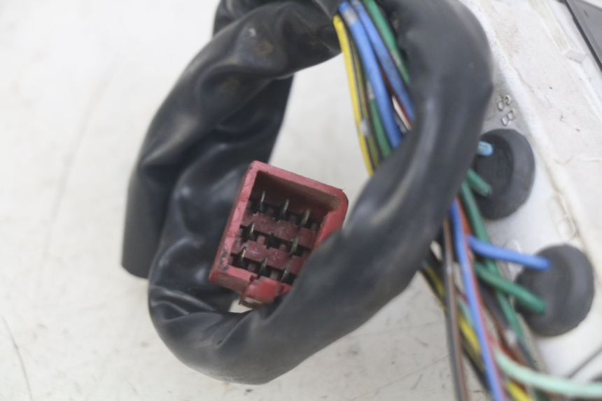 photo de TELLERPLAAT HONDA CBR F SC25 1000 (1989 - 1992) - Zoom op gebruiksstaat