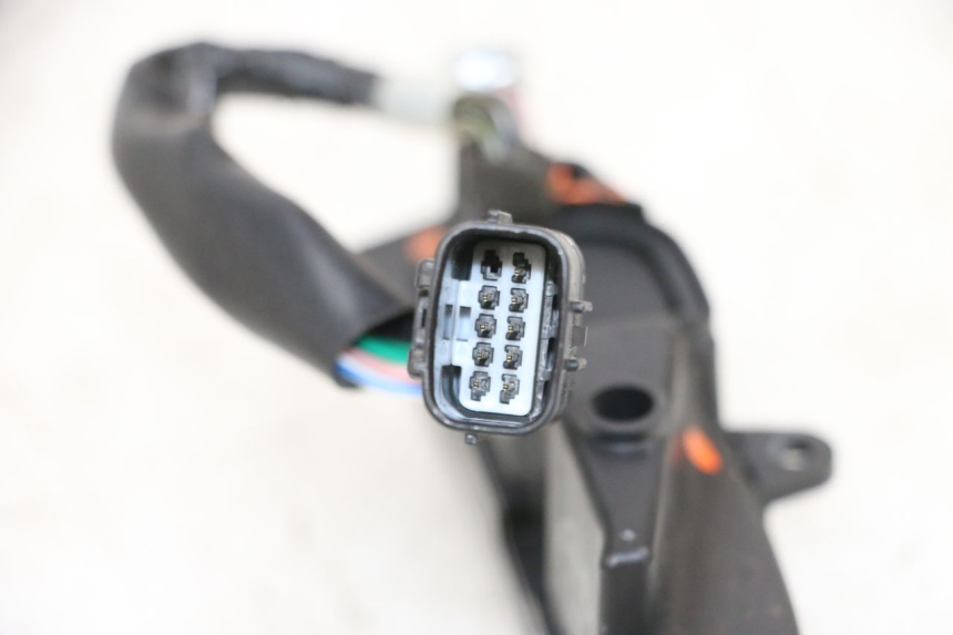 photo de TELLERPLAAT PIAGGIO MP3 HPE 300 (2019 - 2026) - Zoom op gebruiksstaat