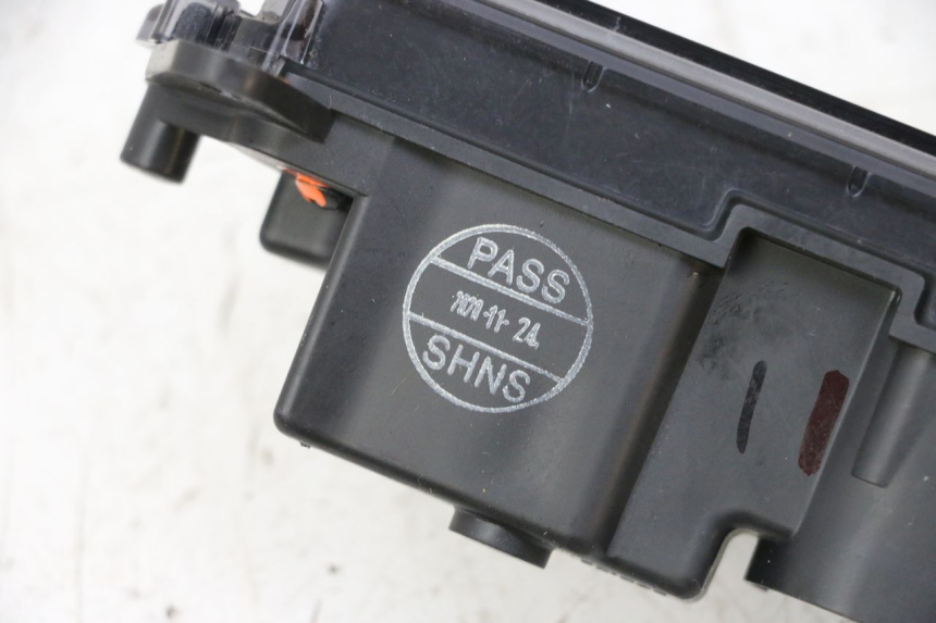 photo de TELLERPLAAT PIAGGIO MP3 HPE 300 (2019 - 2026) - Technische close-up