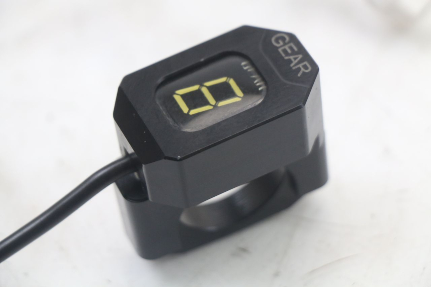 photo de TELLERPLAAT YAMAHA FZ1 FAZER 1000 (2007 - 2009) - Andere kijkhoek