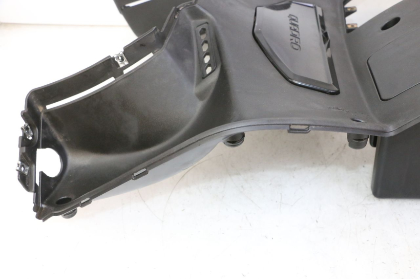 photo de BINNENSCHERM QUADRO 4 4D 350 (2015 - 2018) - Visuele inspectie