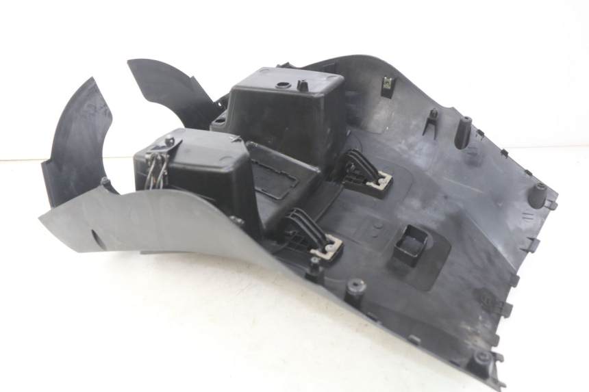 photo de BINNENSCHERM ECCITY ARTELEC 670 1 (2013 - 2017) - Andere kijkhoek